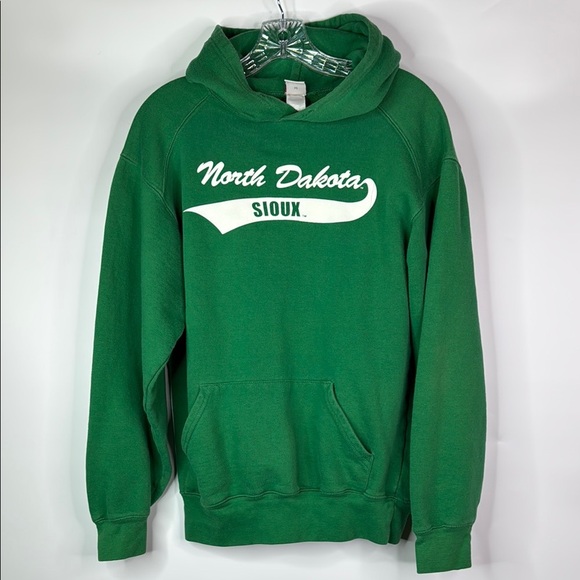 Vintage Badger Sport North Dakota Fighting Sioux Green Hooded Sweatshirt Small - Picture 1 of 11